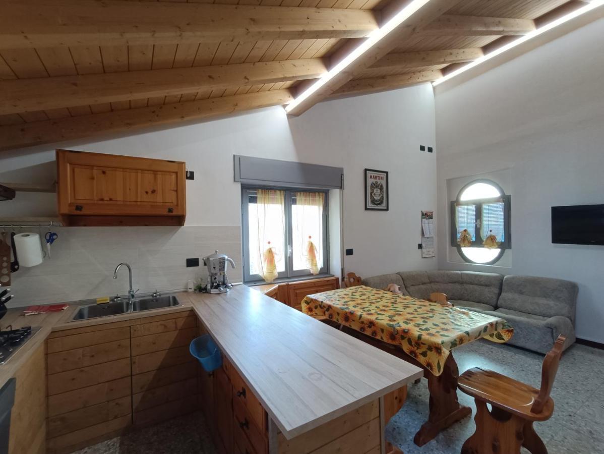Casa Le Fornaci Appartement Ispra Buitenkant foto