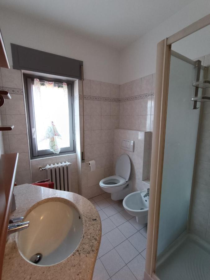 Casa Le Fornaci Appartement Ispra Buitenkant foto